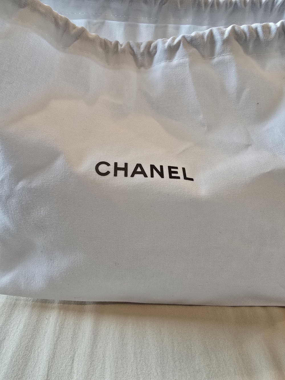 CHANEL White Dust Bag with Logo
